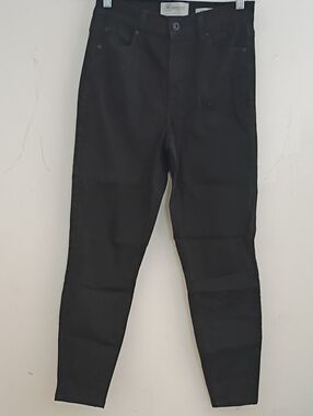 Celebrity Pink Women's Black Skinny Jeans - High Rise